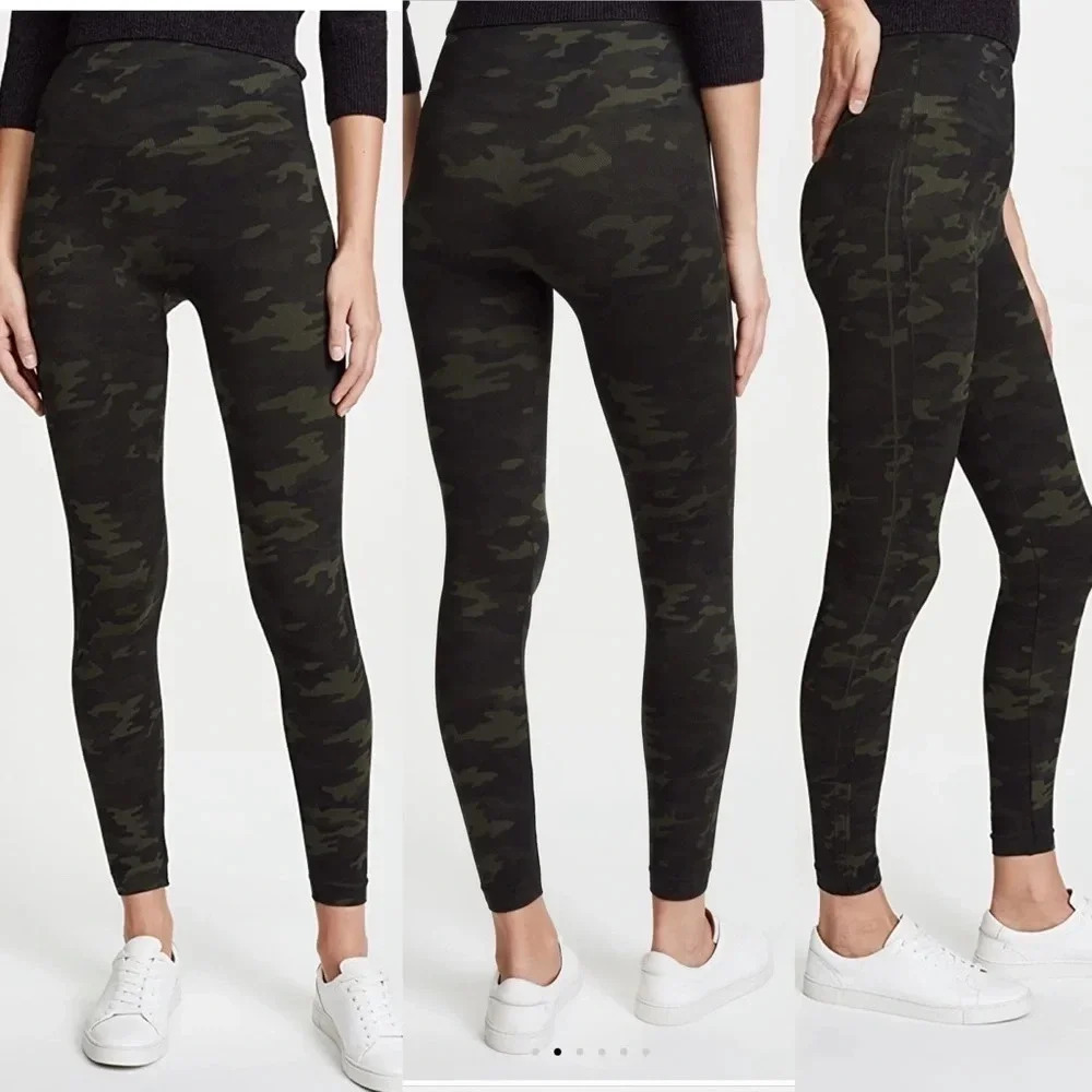 Spanx‎ Seamless Green Camo Leggings size Medium